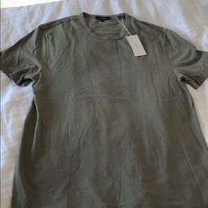 Vince t shirt NWT medium olive green